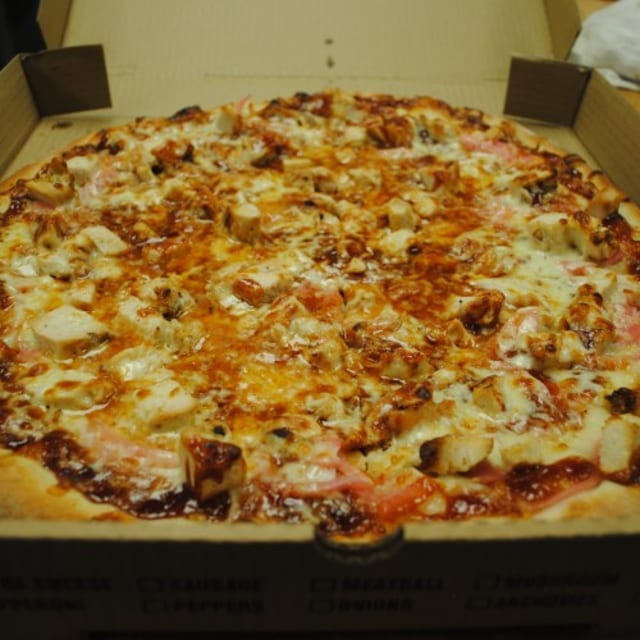 BBQ Chicken Pizza (Small).